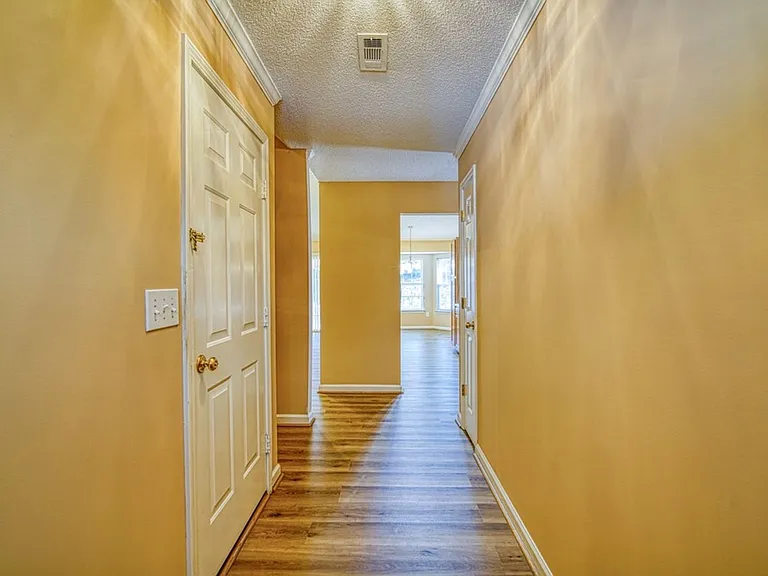 17 Waterfield Ct — Photo 16