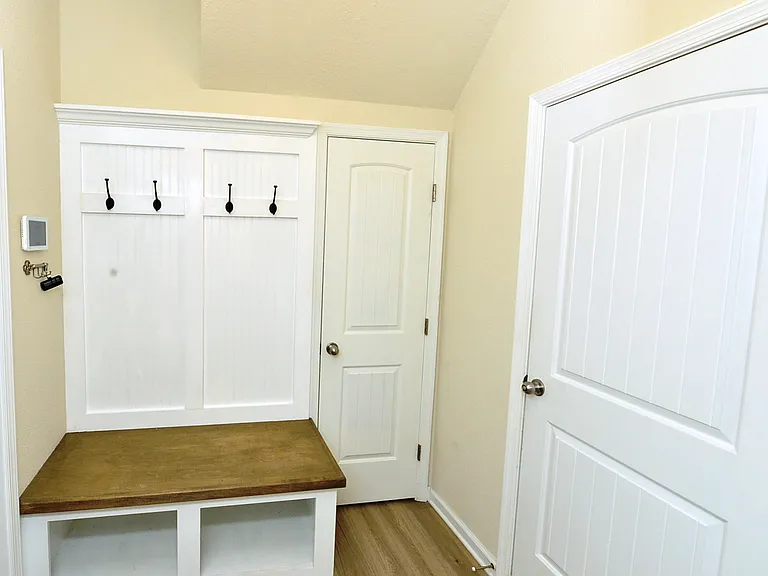 1701 Pasture Pl — Photo 6