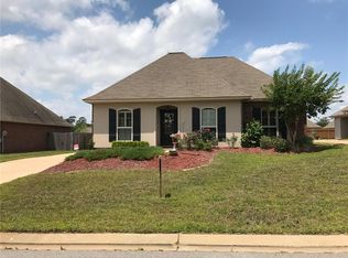 313 Shadow Creek Ave, Pineville, LA 71360