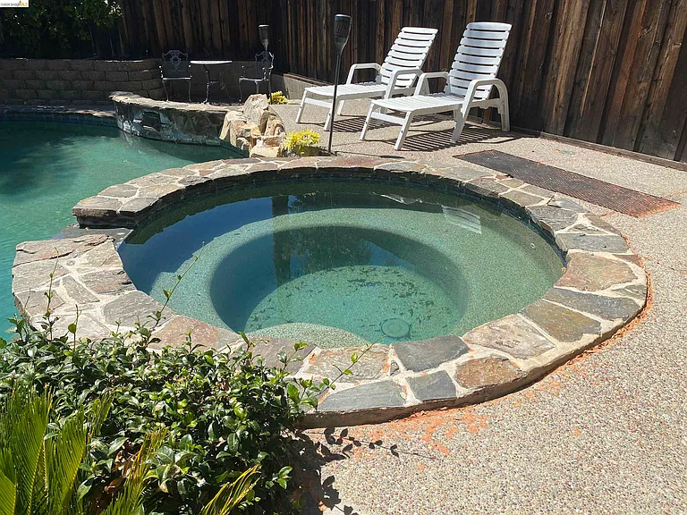 1417 Solana Dr — Photo 31