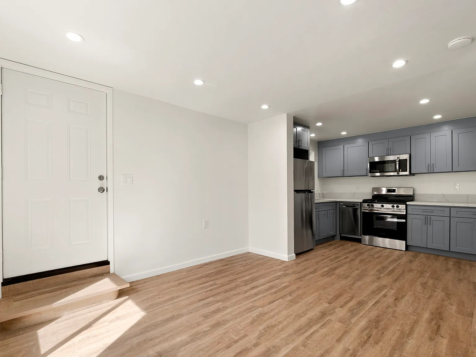 1 bed, 475 sqft, $3,450 — Photo 3