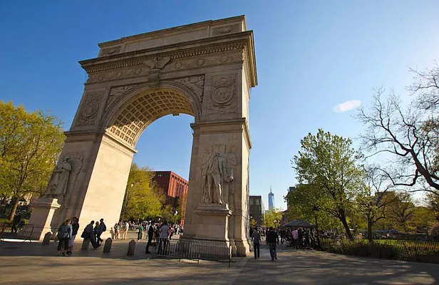 Rented by Jonis Realty | media 16