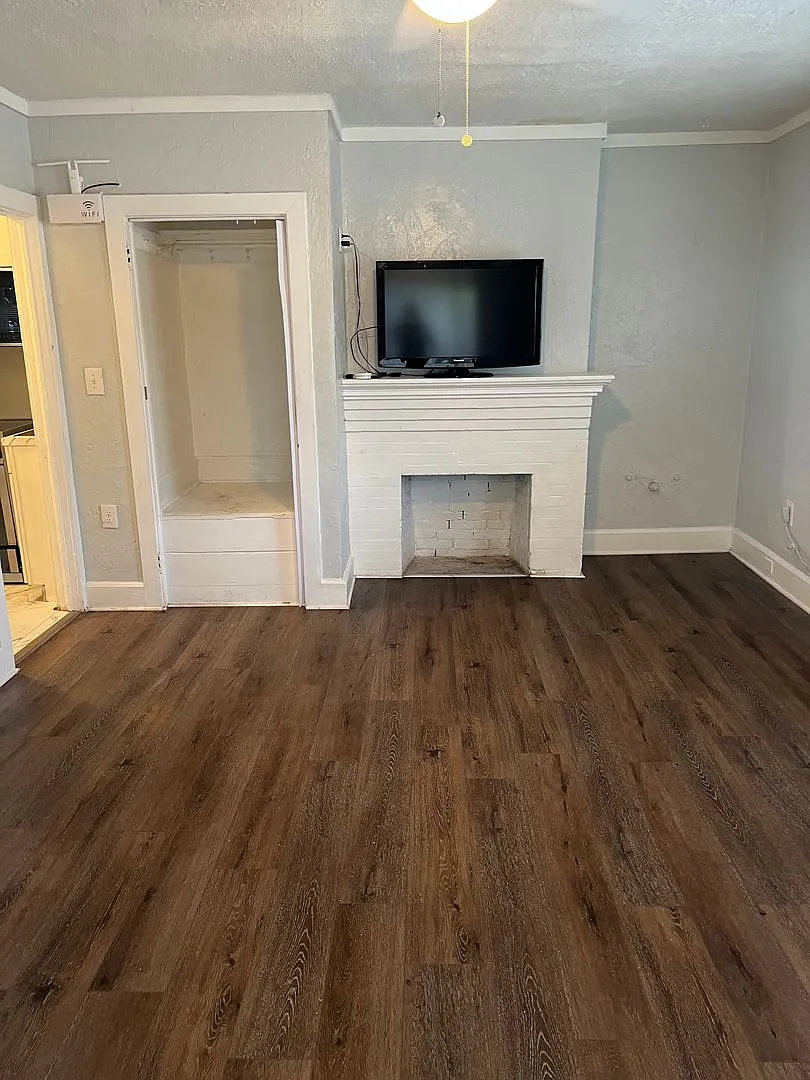 1125 S Ridgewood Ave — Photo 4