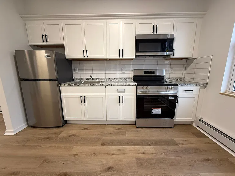 31 Park St #33 — Photo 17