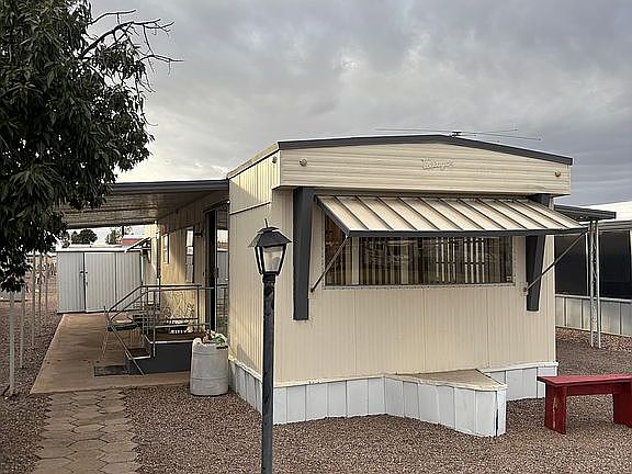 2nd image of 15802 S Gilbert Rd