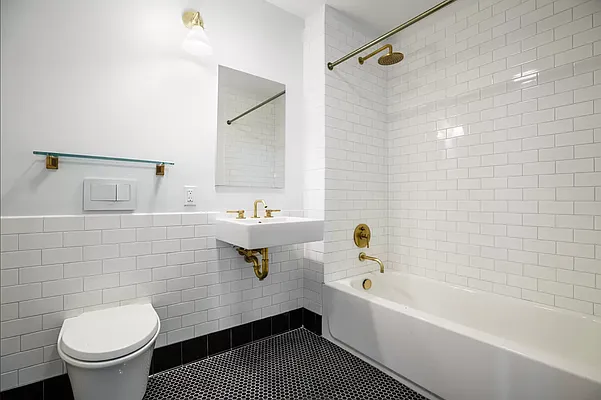 Rented by MNS | media 7