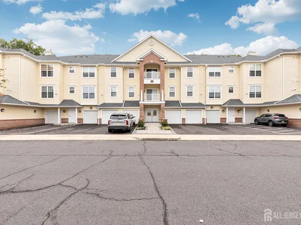 2307 Ambassador Ct, Somerset, NJ 08873