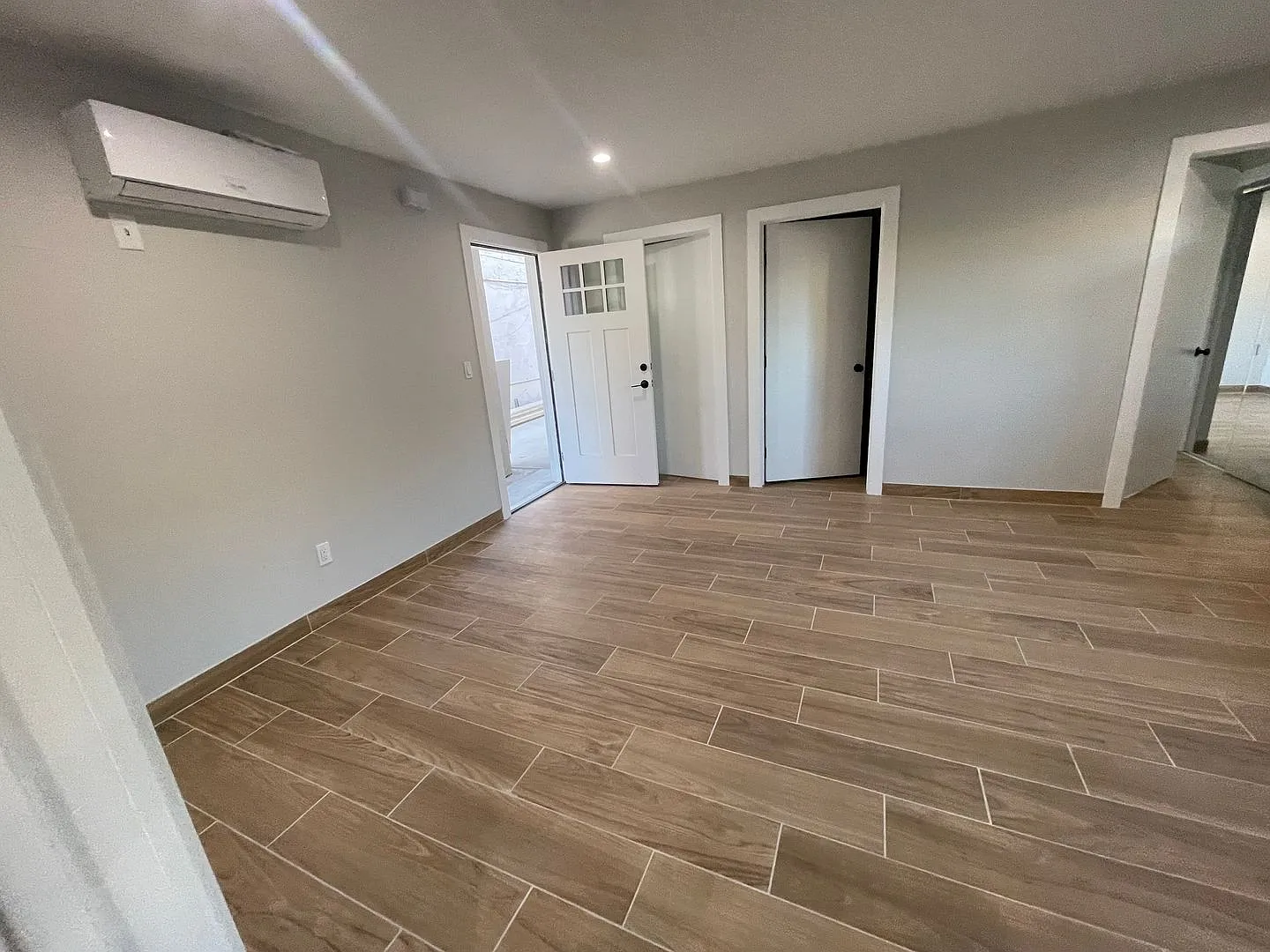 4620 Compton Ave LLC — Photo 4