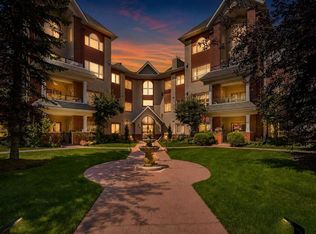 60 S Sierra Morena Lndg SW #113, Calgary, AB T3H 5H1