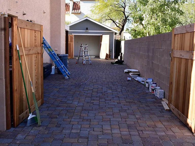 2065 N Jennifer Ave — Photo 6