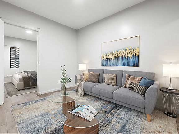 3rd image of 424 E 116th St APT 4