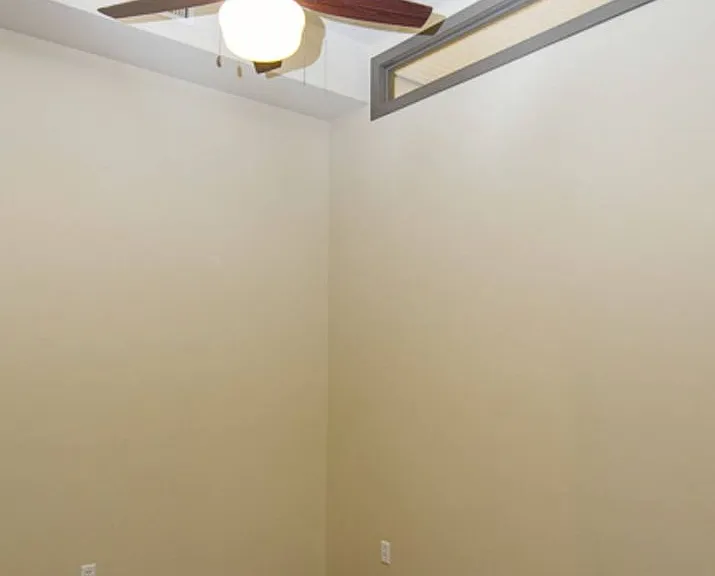 203 W Commercial St #2F — Photo 13