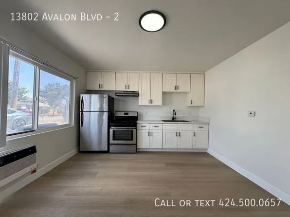 13802 Avalon Blvd #2, Los Angeles, CA 90061
