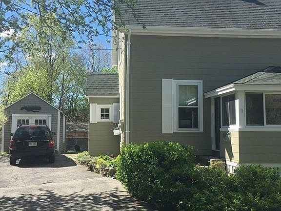 4th image of 1 Hutchins Ct