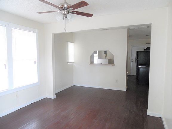 2nd image of 406 N C St