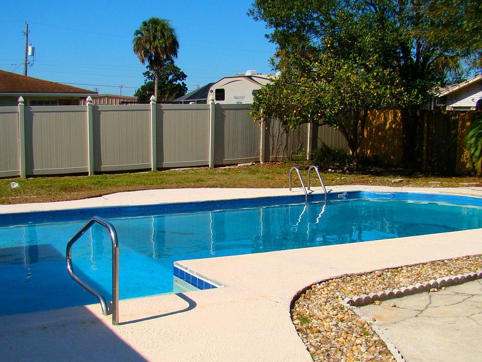 1st image of 8121 Veracruz Dr