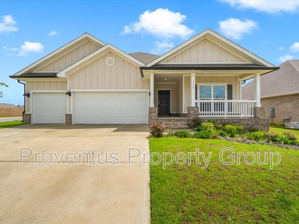 3136 Silver Maple Dr