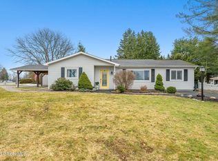 2 Cornsilk Rd, Watervliet, NY 12189