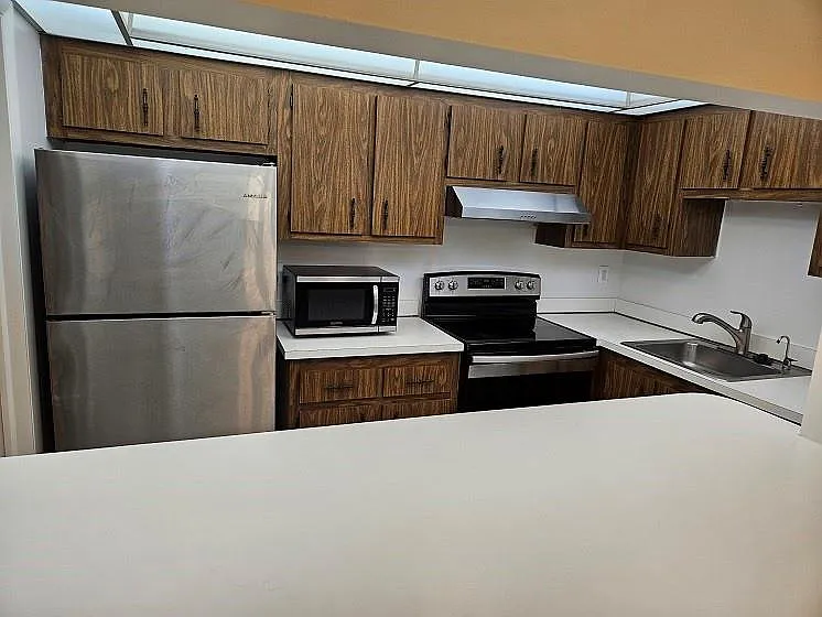 1 bed, 1.5 bath, 783 sqft, $1,400 — Photo 2