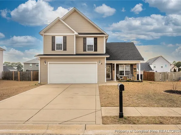 3570 S Peak Dr, Fayetteville, NC 28306