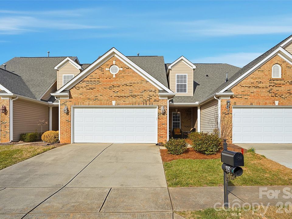 1st image of 335 Garnet Ct