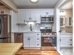 143 Columbus Pl APT 8, Stamford, CT 06907