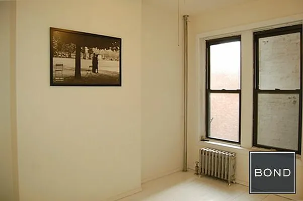 Rented by Bond New York | media 29