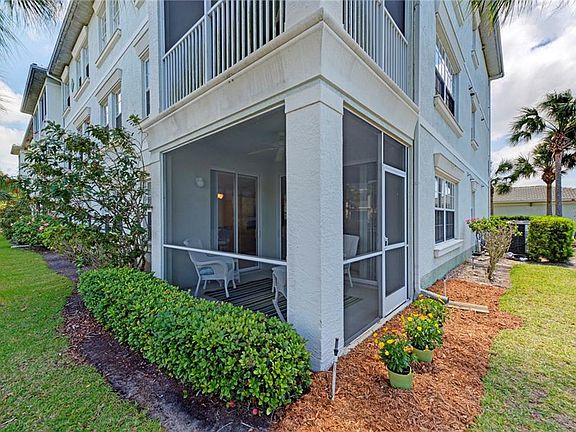 4th image of 500 Gardens Edge Dr #511