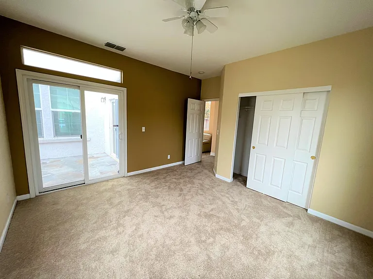 10413 Bunker Ln — Photo 15
