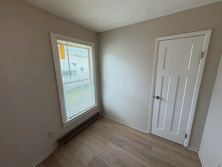 2111 Lincoln Ave — Photo 16