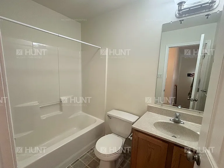 14 Lancaster Ave — Photo 20