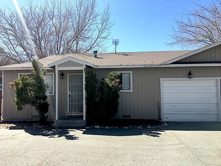 1270 Sutro St — Photo 1