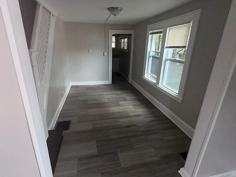 108 1/2 W Filbert St — Photo 14