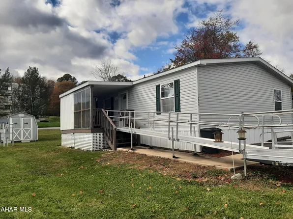 226 Peary Cir, Cresson, PA 16630