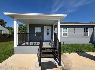 1706 Lake Ave #A, Panama City, FL 32401