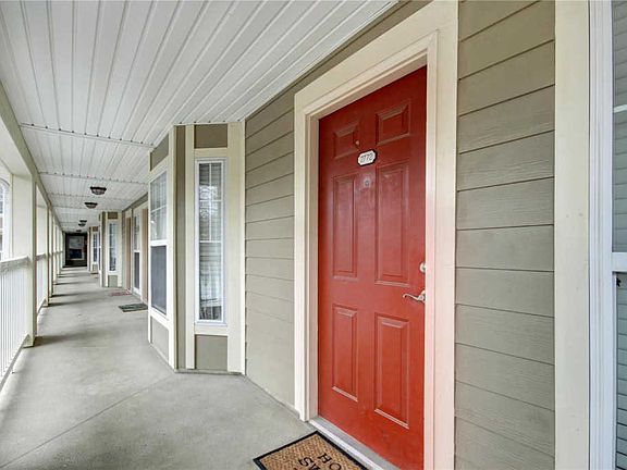 2nd image of 2772 McKnight Crossing Ct