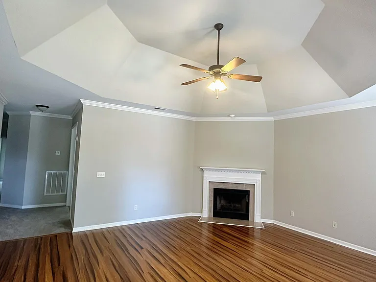 1232 Glenstone Pl — Photo 2