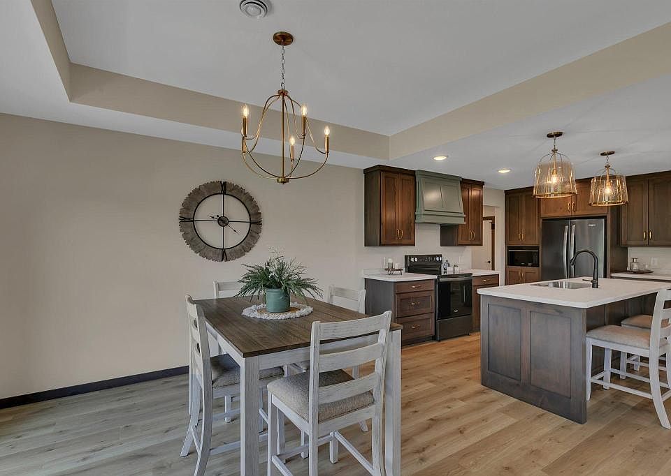 1st image of 5815 Rivers Edge Dr