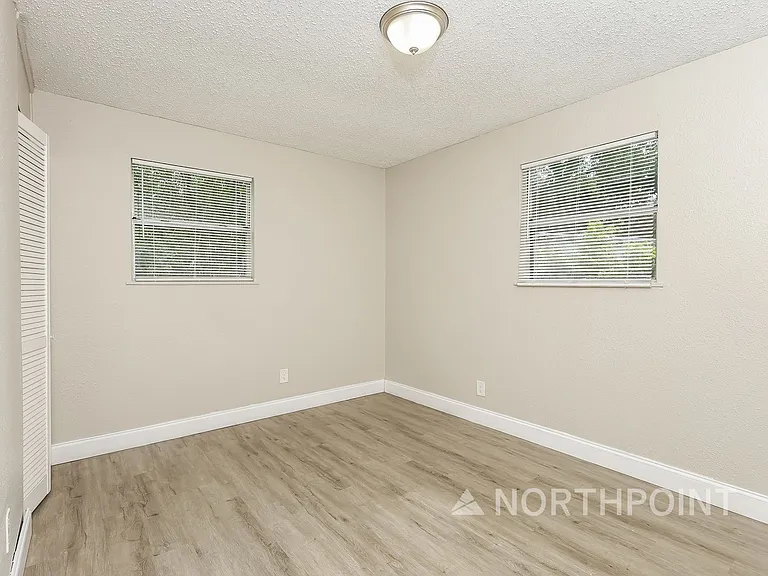 6813 Tinkerbell Ln — Photo 8