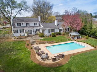 102 Morven Park Rd NW, Leesburg, VA 20176