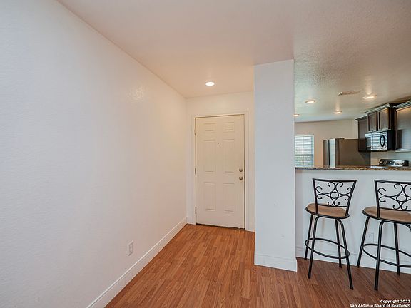 4th image of 15246 SNUG HARBOR WAY