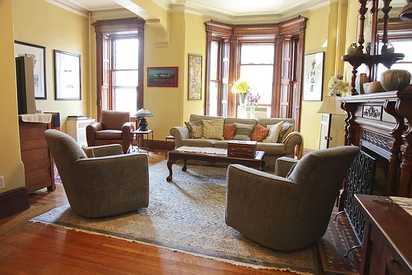 Rented by Compass | media 1