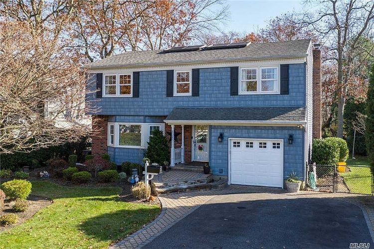 1st image of 141 East Dr