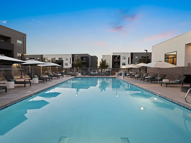 Cielo Luxury Living Apartments — Photo 37