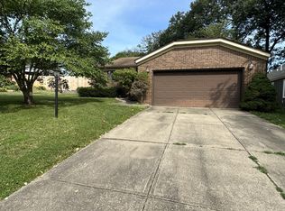 638 Woodbine, Terre Haute, IN 47803