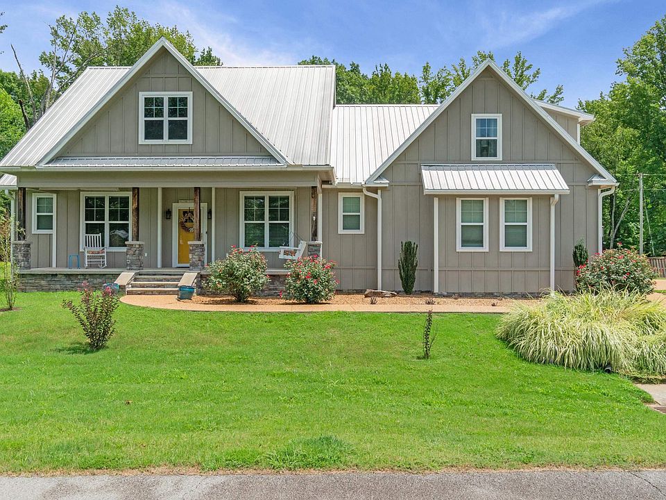 1st image of 41 Rivers Edge Cv