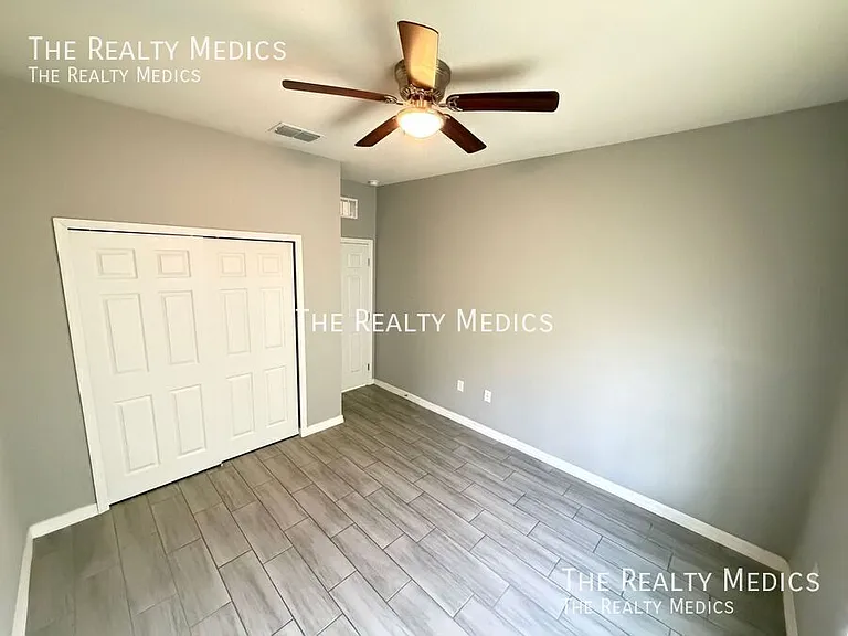491 Ixora Ave NW — Photo 12