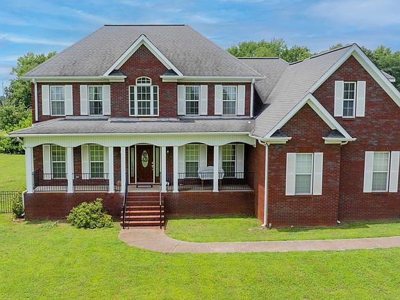 3rd image of 583 Beth Rd