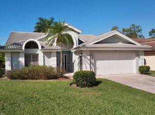 481 Countryside Dr, Naples, FL 34104
