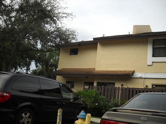 3rd image of 150 SW 96th Ter #150